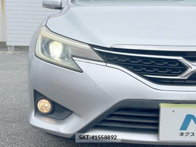 Toyota MARK X 2015-11 7509098-12