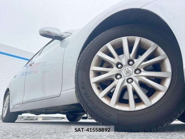 Toyota MARK X 2015-11 7509098-13