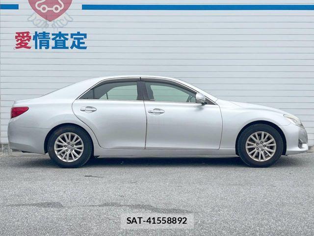 Toyota MARK X 2015-11 7509098-17
