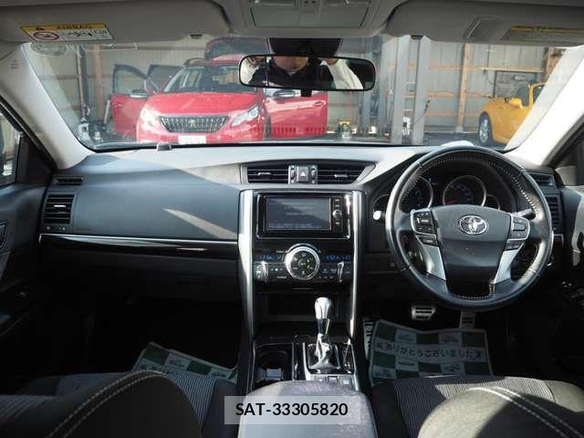 Toyota MARK X 2017-06 7501370-1
