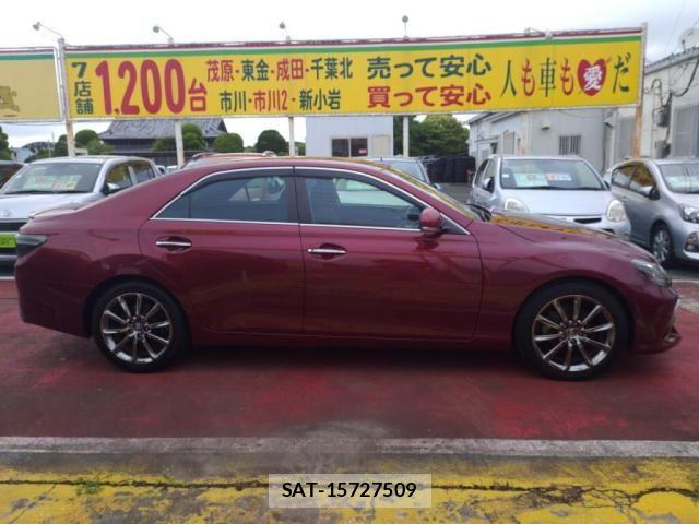 Toyota MARK X 2017-04 7617815-9
