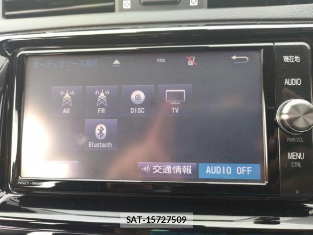 Toyota MARK X 2017-04 7617815-18