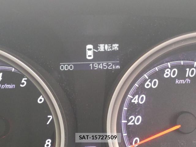 Toyota MARK X 2017-04 7617815-28
