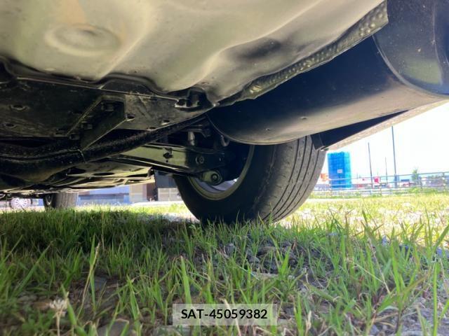 Toyota MARK X 2015-07 7617818-17