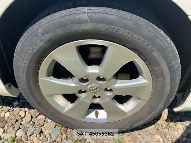 Toyota MARK X 2015-07 7617818-4