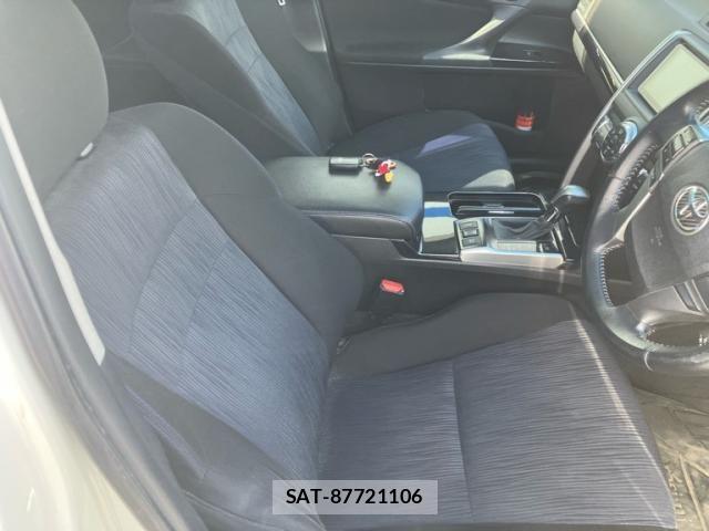 Toyota MARK X 2012-08 7617819-14