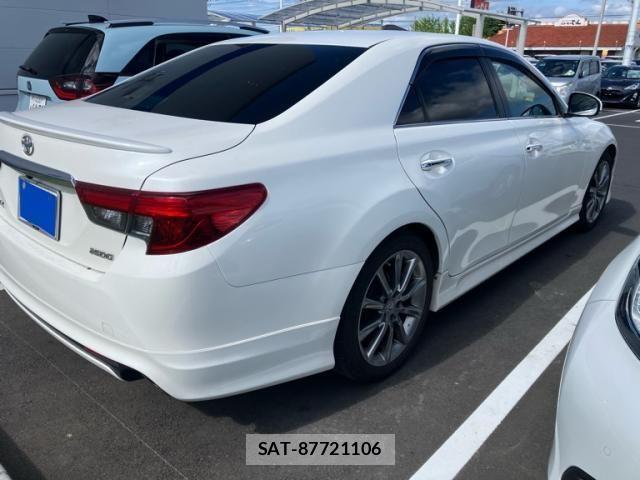 Toyota MARK X 2012-08 7617819-3