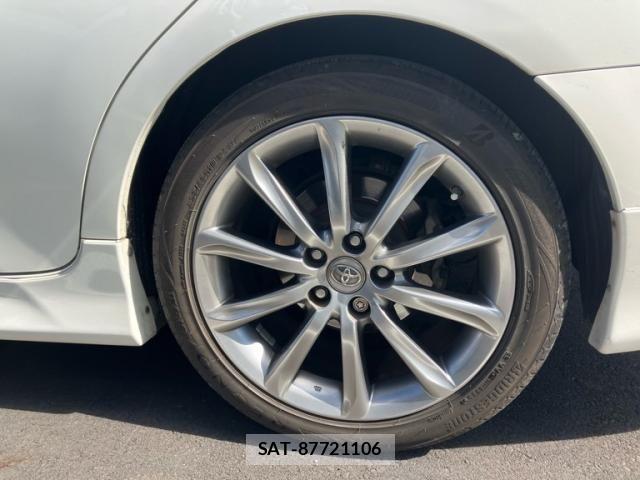 Toyota MARK X 2012-08 7617819-7