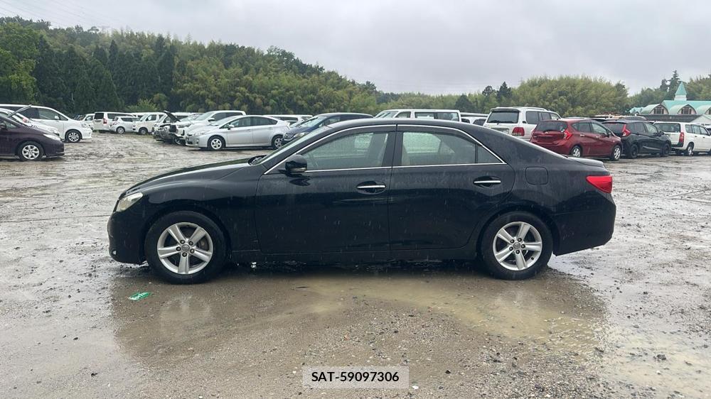 Toyota MARK X 2010 7230131-1