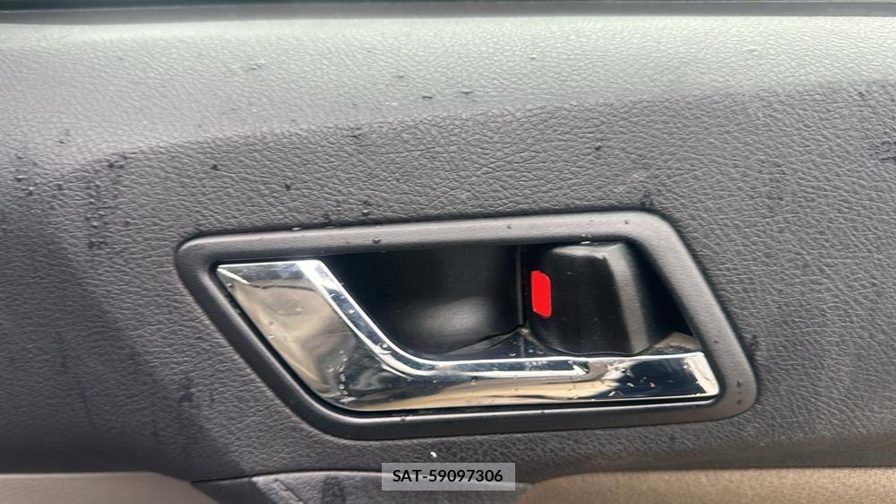 Toyota MARK X 2010 7230131-19