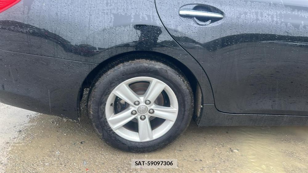 Toyota MARK X 2010 7230131-23