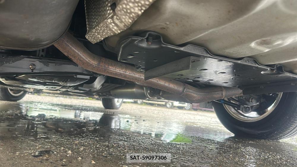 Toyota MARK X 2010 7230131-31