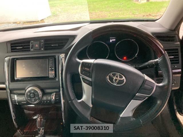 Toyota MARK X 2012-06 7725288-12