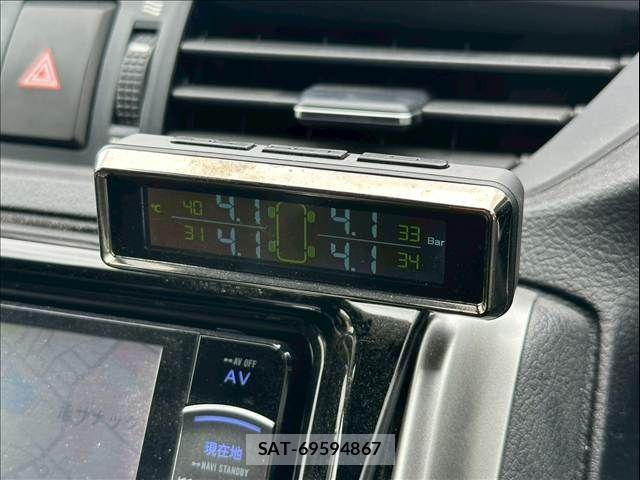 Toyota MARK X 2019-08 7725284-17