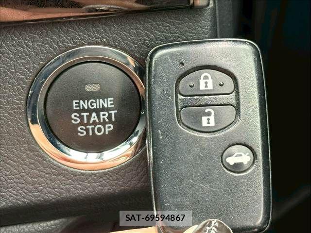 Toyota MARK X 2019-08 7725284-19