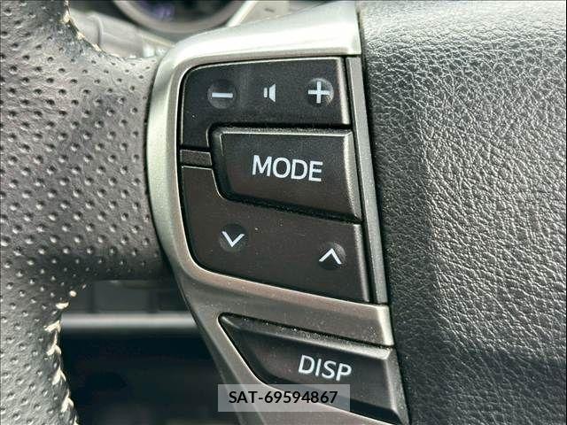 Toyota MARK X 2019-08 7725284-24