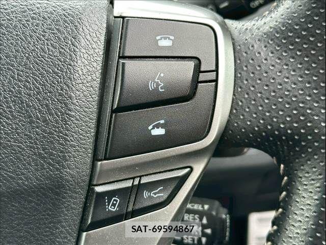 Toyota MARK X 2019-08 7725284-25
