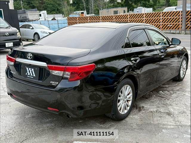 Toyota MARK X 2013-06 7725286-10