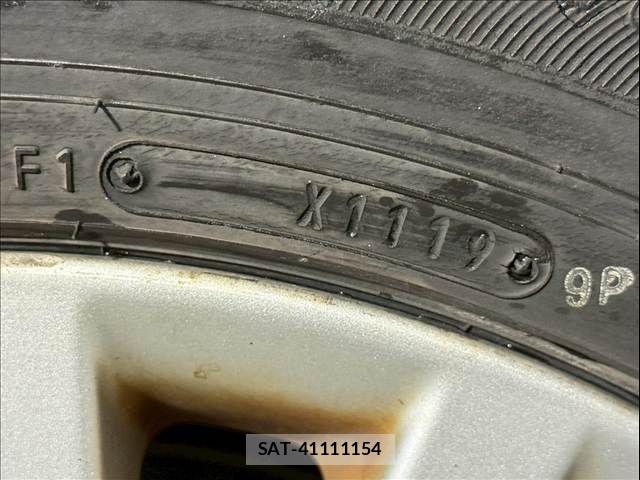 Toyota MARK X 2013-06 7725286-20