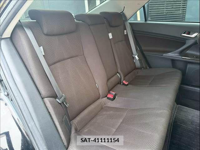 Toyota MARK X 2013-06 7725286-28