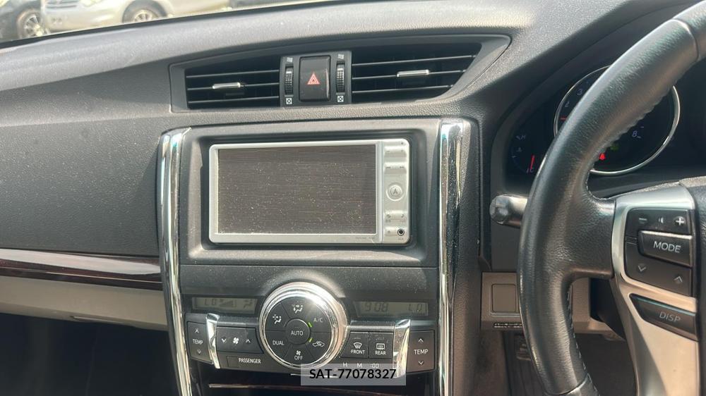 Toyota MARK X 2010 7175274-17