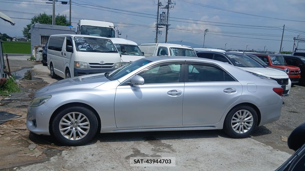 Toyota MARK X 2012-09 7059358-1