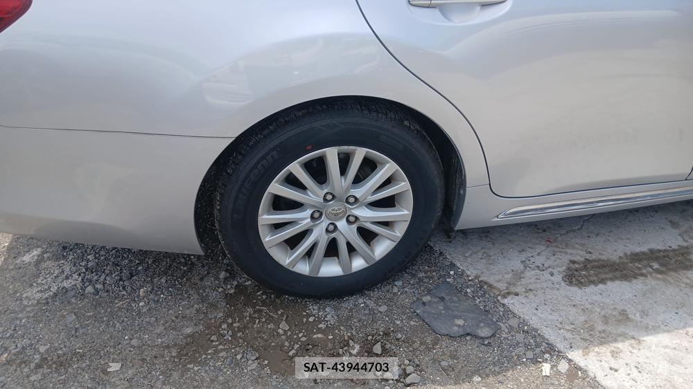 Toyota MARK X 2012-09 7059358-24