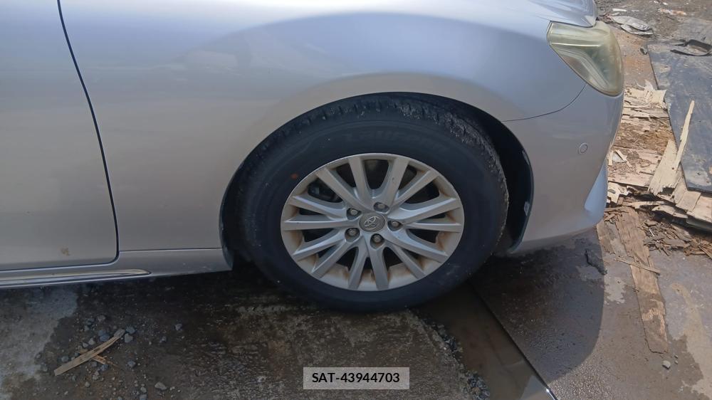 Toyota MARK X 2012-09 7059358-25