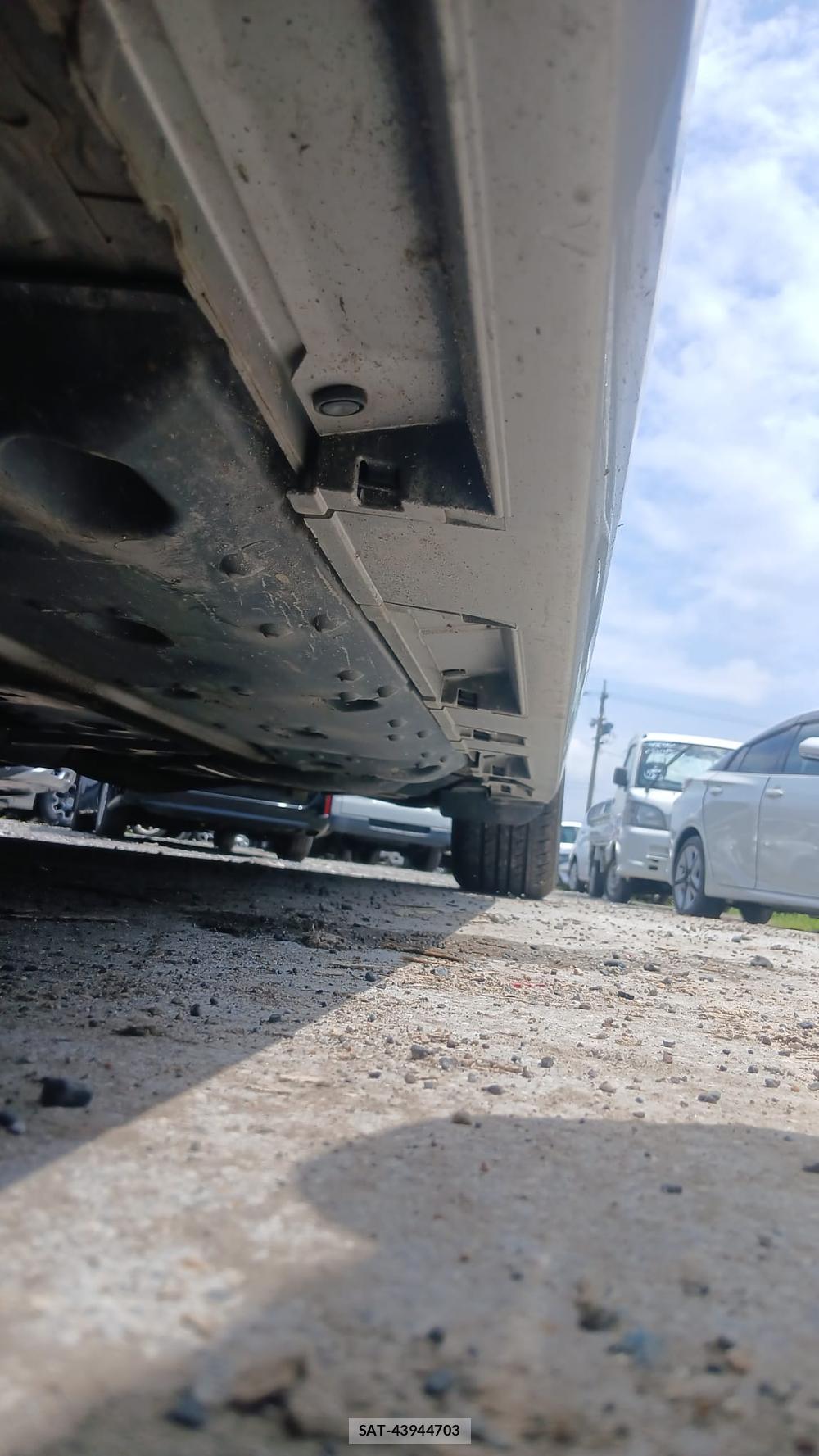 Toyota MARK X 2012-09 7059358-29