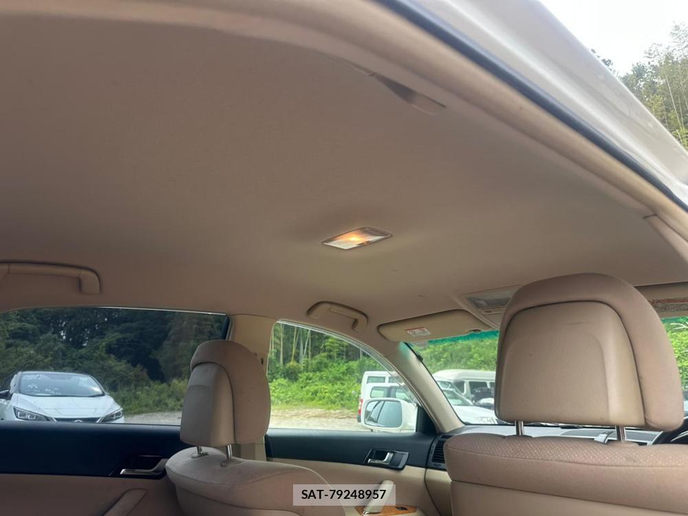 Toyota MARK X 2006-03 7353015-21
