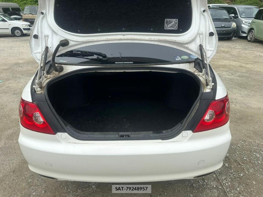 Toyota MARK X 2006-03 7353015-22