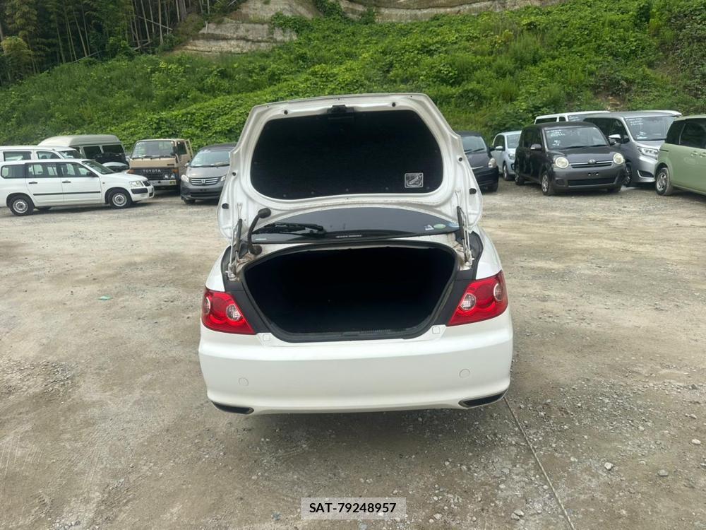 Toyota MARK X 2006-03 7353015-23