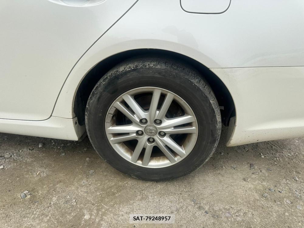 Toyota MARK X 2006-03 7353015-27
