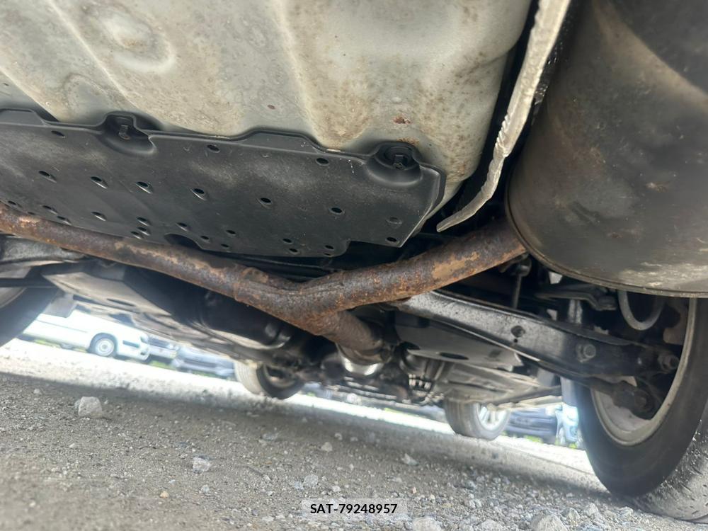 Toyota MARK X 2006-03 7353015-32