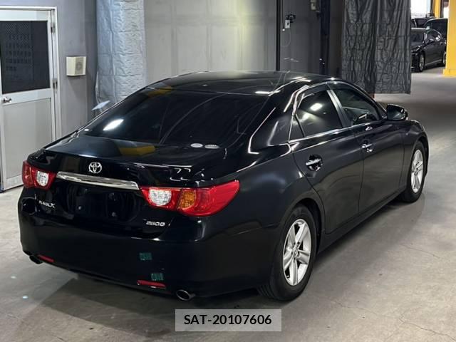 Toyota MARK X 2012-03 7749320-1