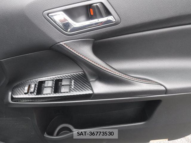 Toyota MARK X 2013-03 7786727-16
