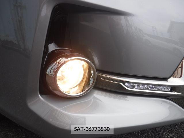 Toyota MARK X 2013-03 7786727-27
