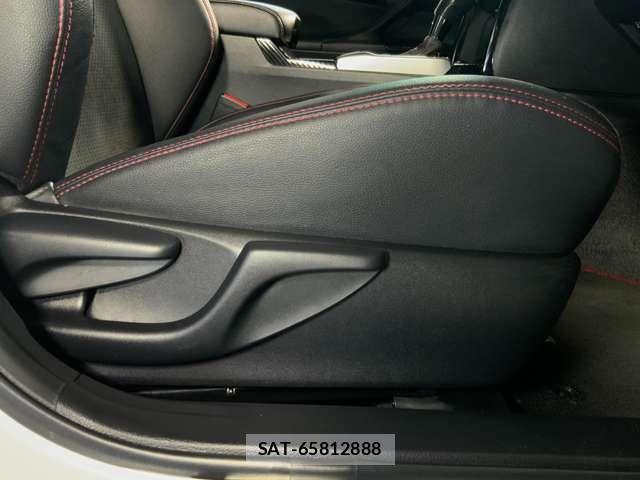 Toyota MARK X 2013-06 7786720-15