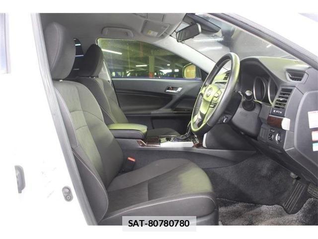Toyota MARK X 2017-11 7786718-28