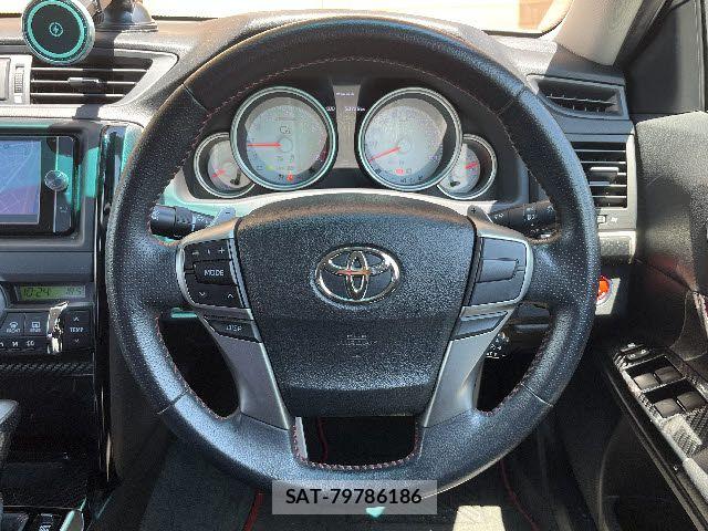 Toyota MARK X 2013-06 7786729-13