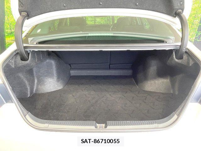 Toyota MARK X 2012-02 7786715-9