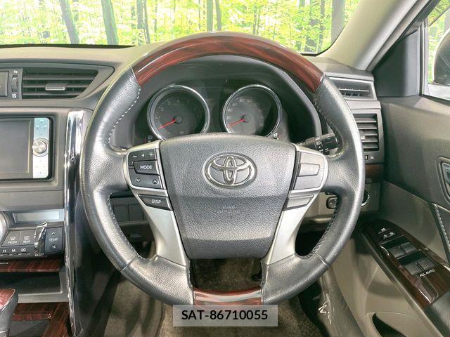 Toyota MARK X 2012-02 7786715-10