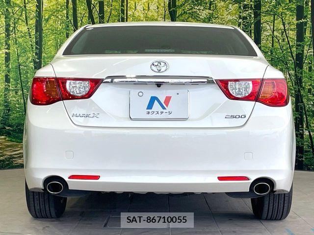 Toyota MARK X 2012-02 7786715-14