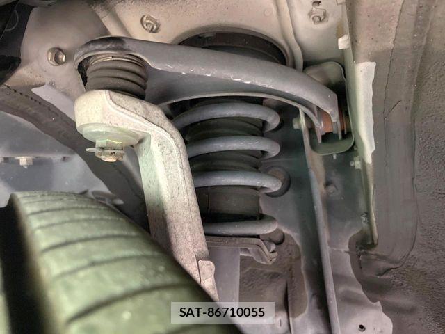 Toyota MARK X 2012-02 7786715-19