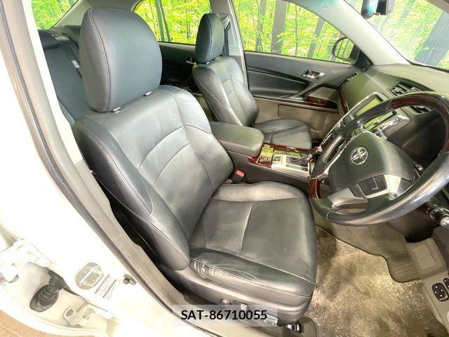 Toyota MARK X 2012-02 7786715-7