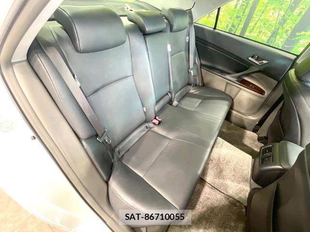 Toyota MARK X 2012-02 7786715-8