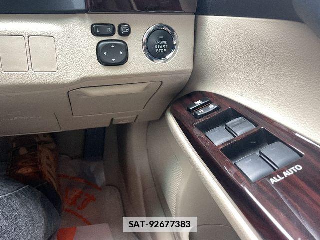 Toyota MARK X 2010-02 7786717-9