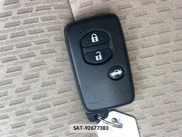 Toyota MARK X 2010-02 7786717-15