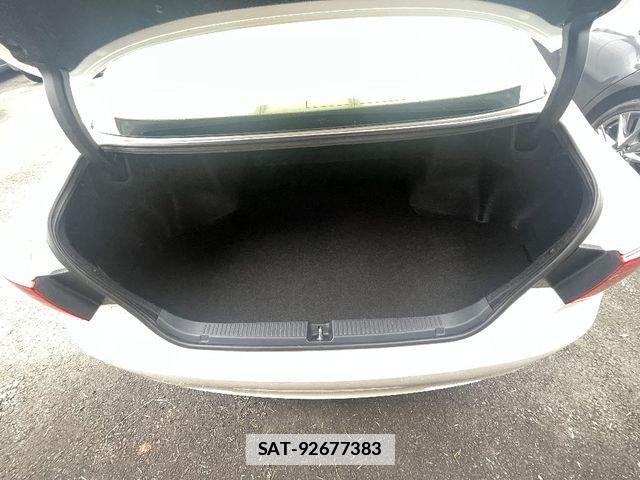 Toyota MARK X 2010-02 7786717-3