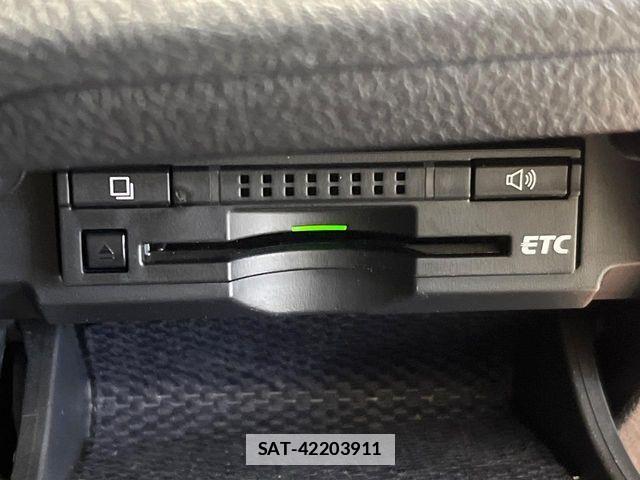 Toyota MARK X 2013-09 7786726-10